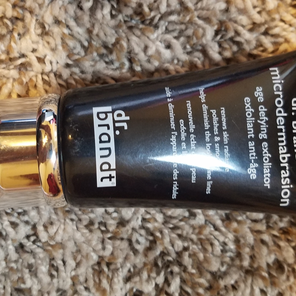 Dr Brandt face scrub